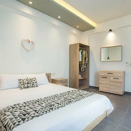 & Elisabeta * Limenaria (Thasos)