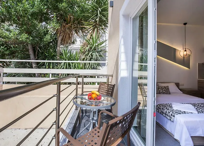 & Elisabeta * Limenaria (Thasos)