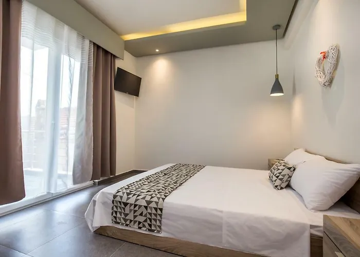 & Elisabeta Limenaria (Thasos)